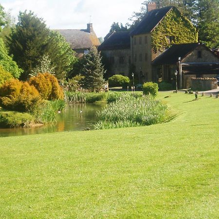 فندق Haselbury Mill كروكيرن المظهر الخارجي الصورة