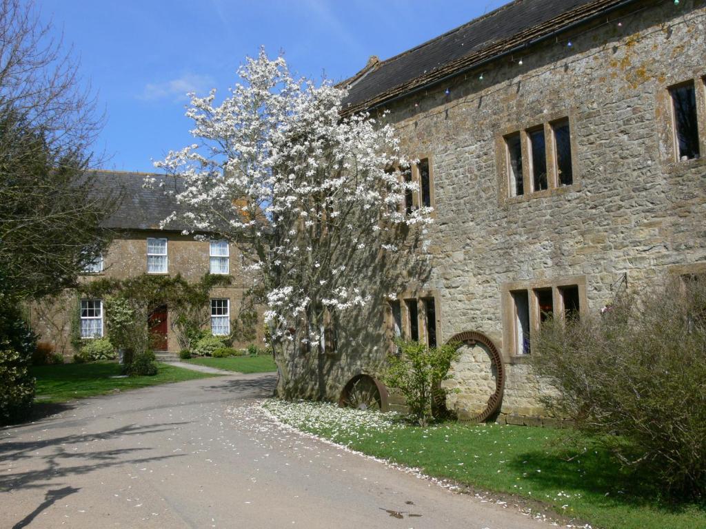 فندق Haselbury Mill كروكيرن المظهر الخارجي الصورة